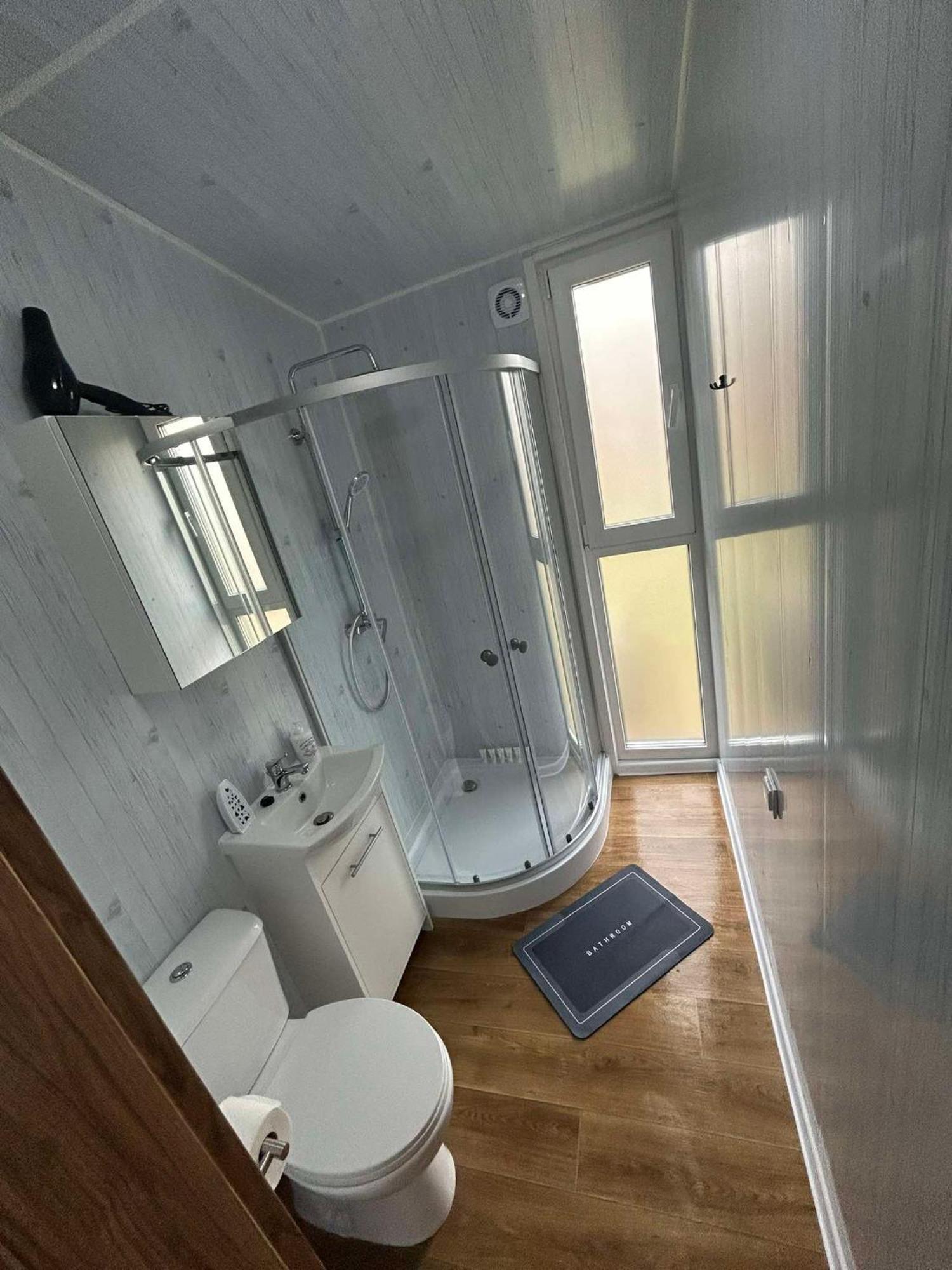 Hotel Zacisze Obok Suntago Park à Grabce-Towarzystwo Extérieur photo