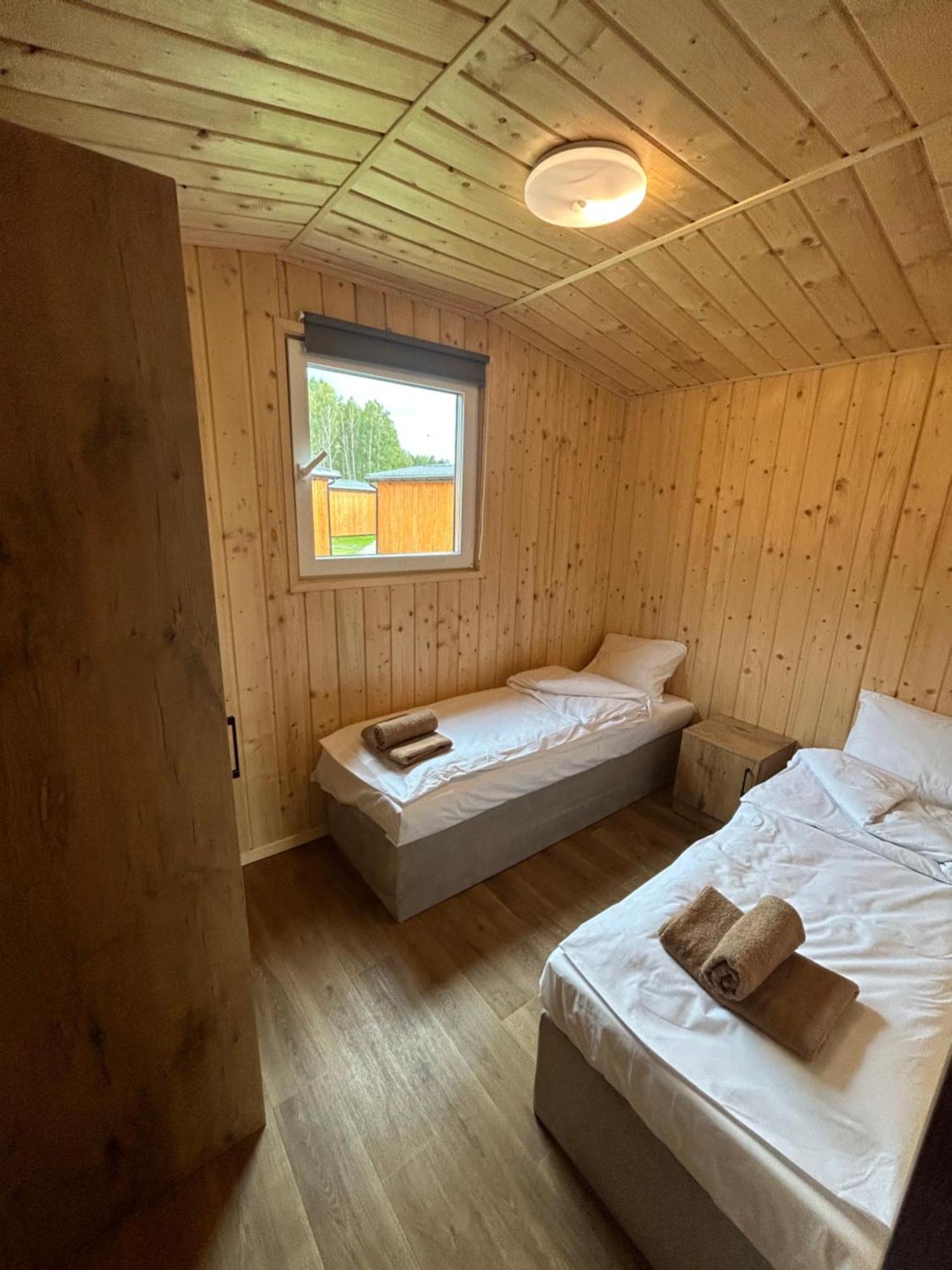 Hotel Zacisze Obok Suntago Park à Grabce-Towarzystwo Extérieur photo