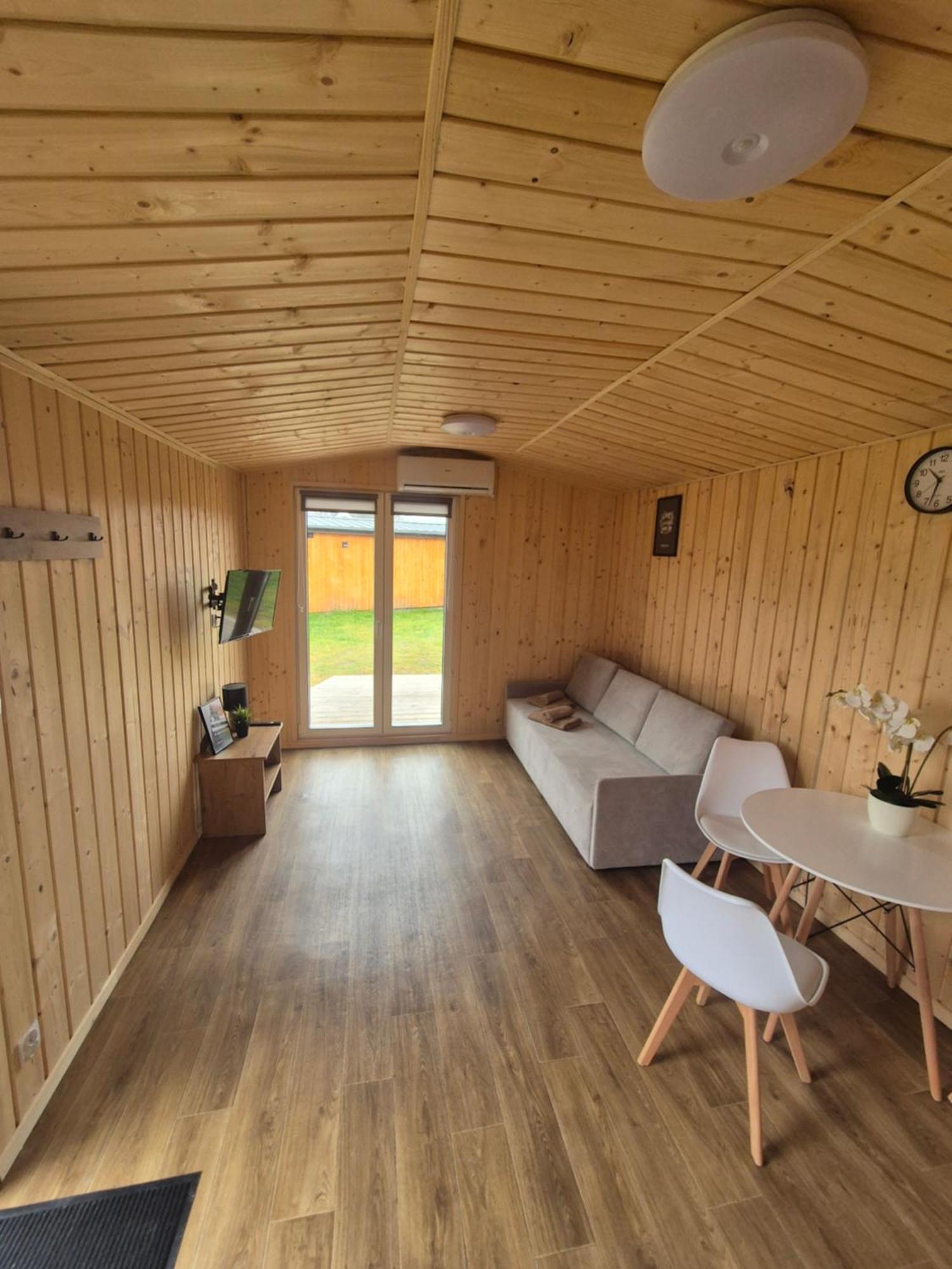 Hotel Zacisze Obok Suntago Park à Grabce-Towarzystwo Chambre photo