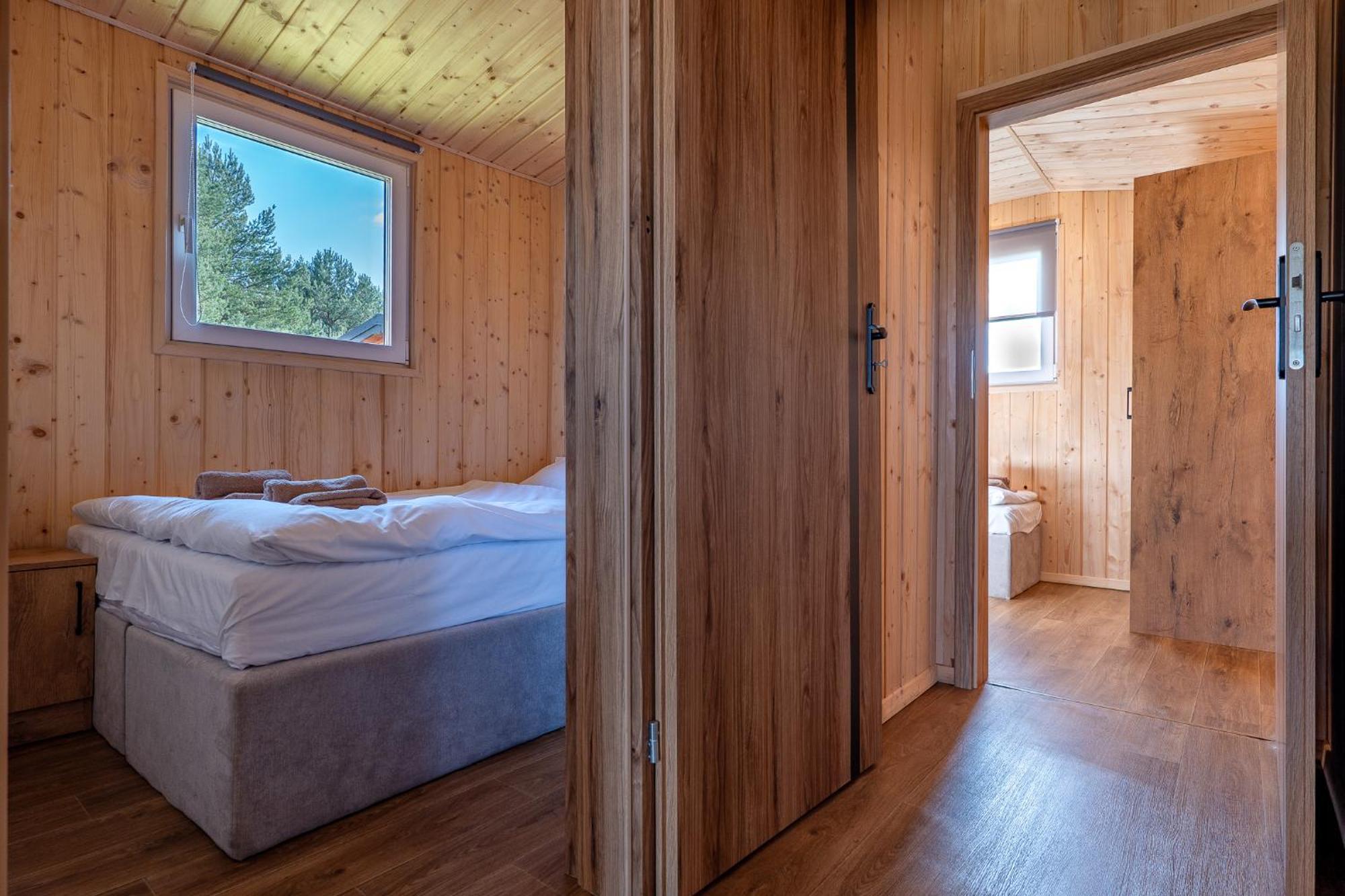 Hotel Zacisze Obok Suntago Park à Grabce-Towarzystwo Extérieur photo
