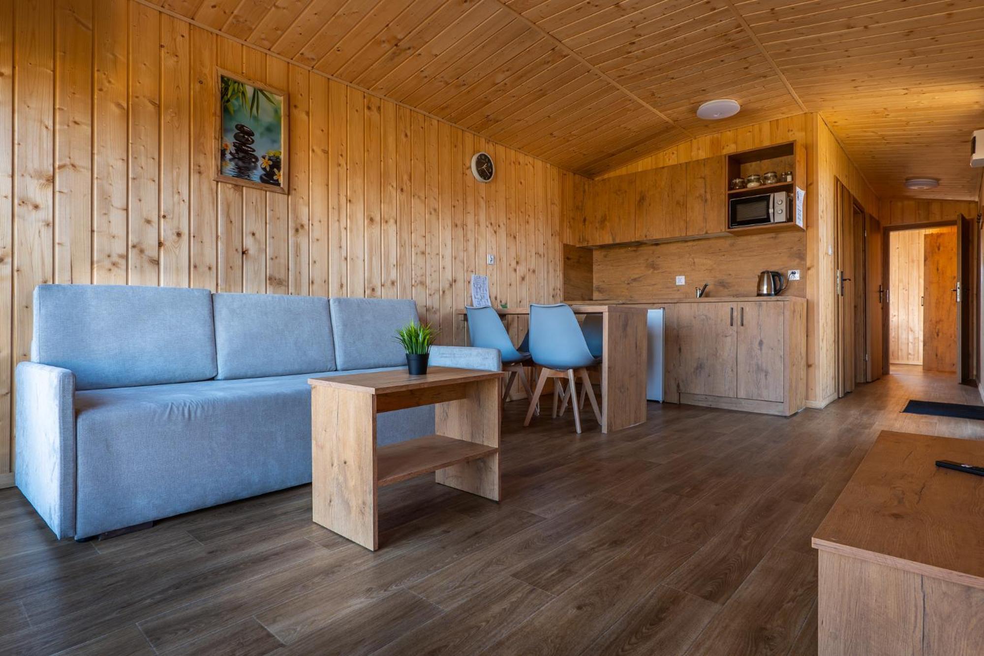 Hotel Zacisze Obok Suntago Park à Grabce-Towarzystwo Extérieur photo