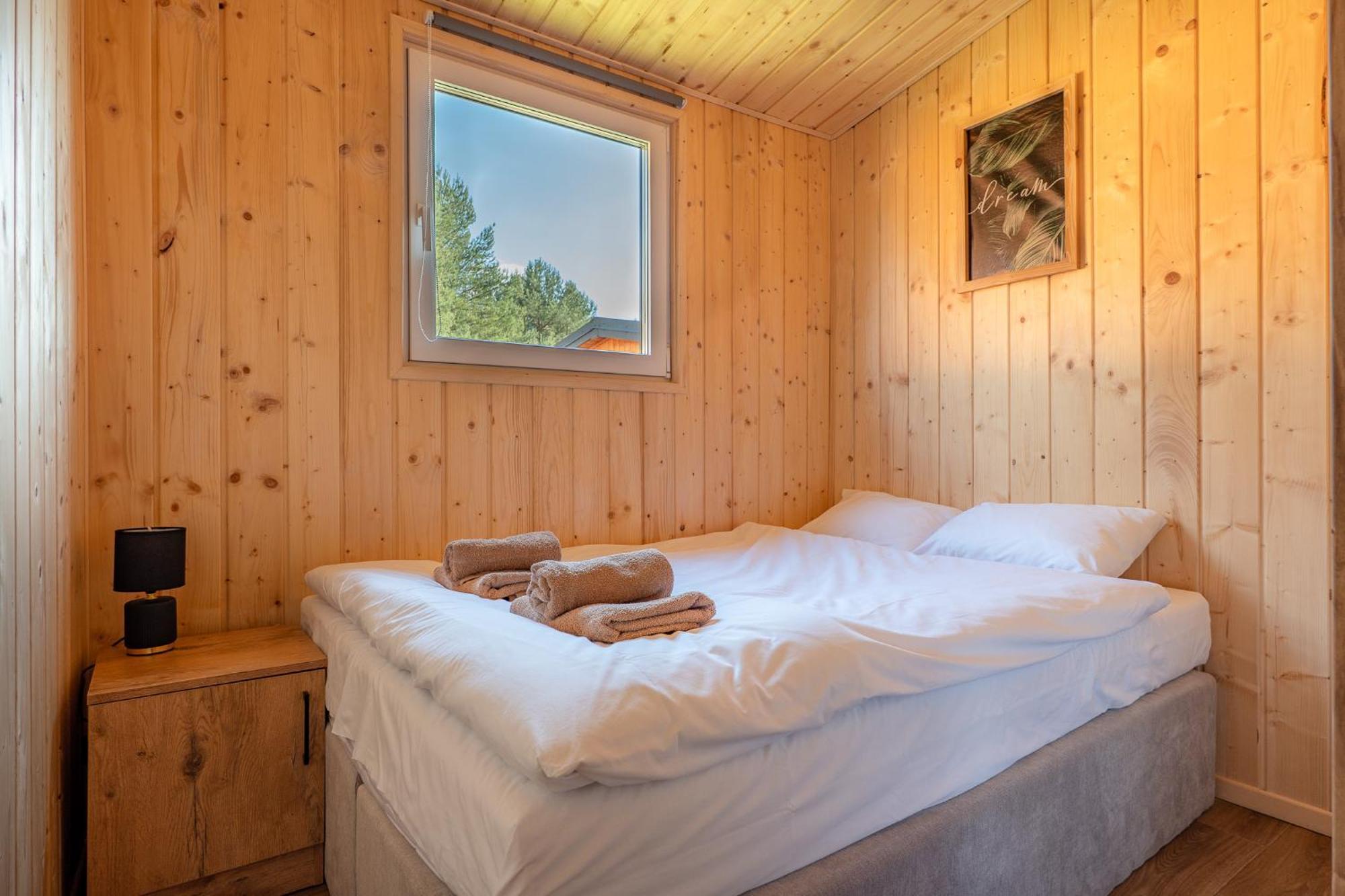 Hotel Zacisze Obok Suntago Park à Grabce-Towarzystwo Extérieur photo